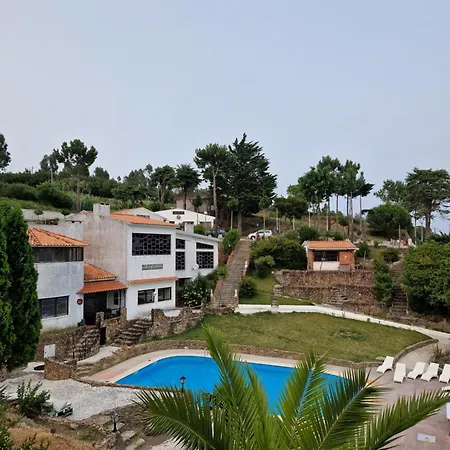 Turisticos Clube Vale Leao 홀리데이파크