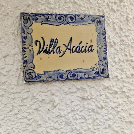 Turisticos Clube Vale Leao * 피게이라다포즈