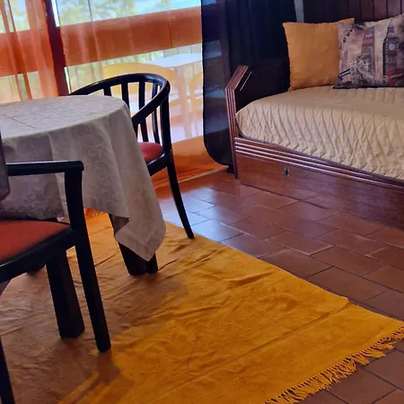 Turisticos Clube Vale Leao 홀리데이파크 *