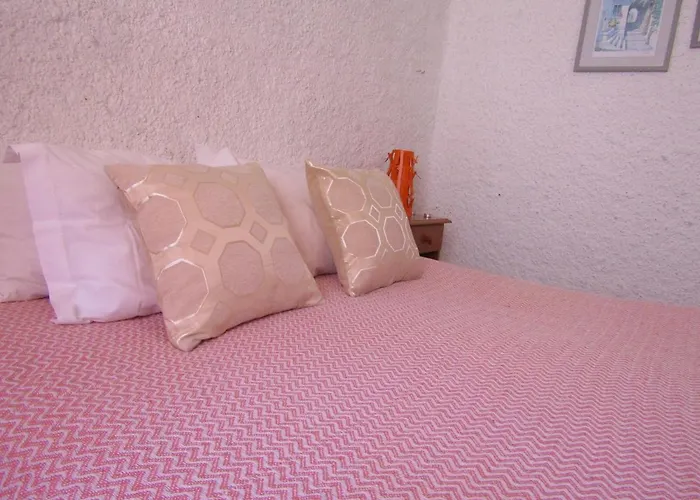 Turisticos Clube Vale Leao *