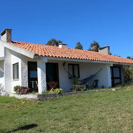Turisticos Clube Vale Leao Aldeamento Turístico *